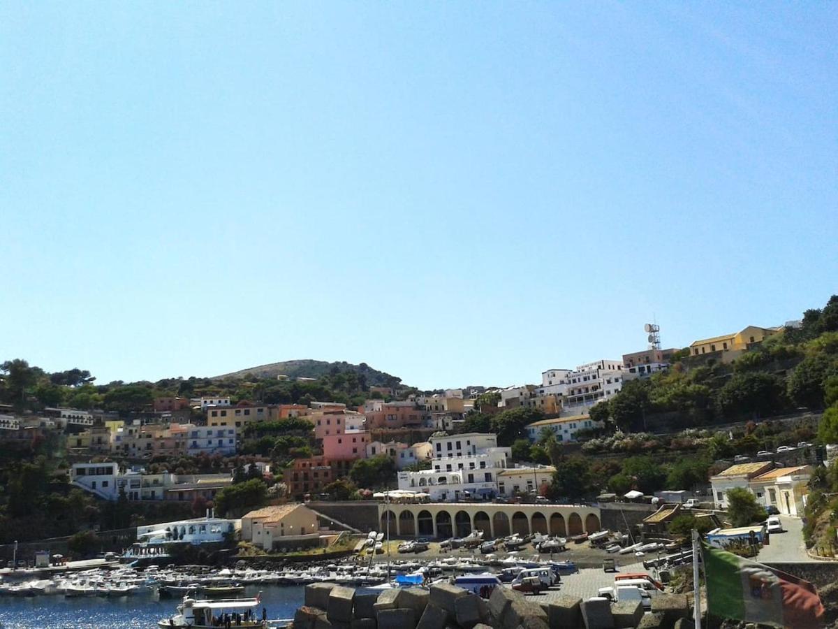 Appartamento Al Centro Di Ustica Isola di Ustica Dış mekan fotoğraf